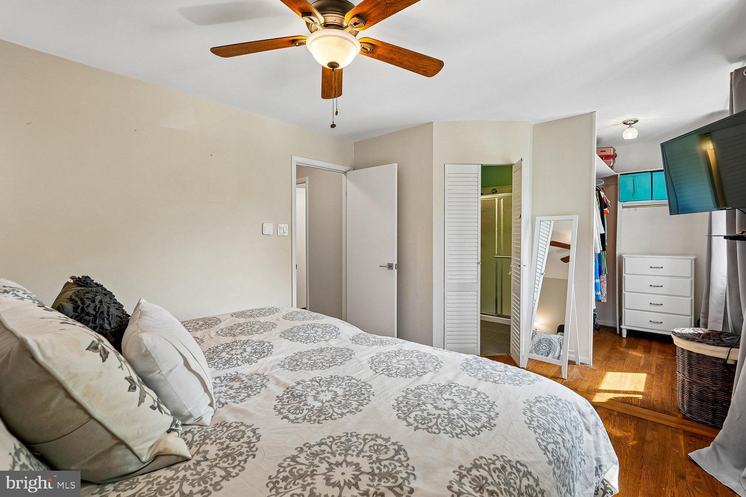 11110 Forest Edge Drive Reston, VA 20190 - Photo 20 of 46 Cozy bedroom with modern touches and light.