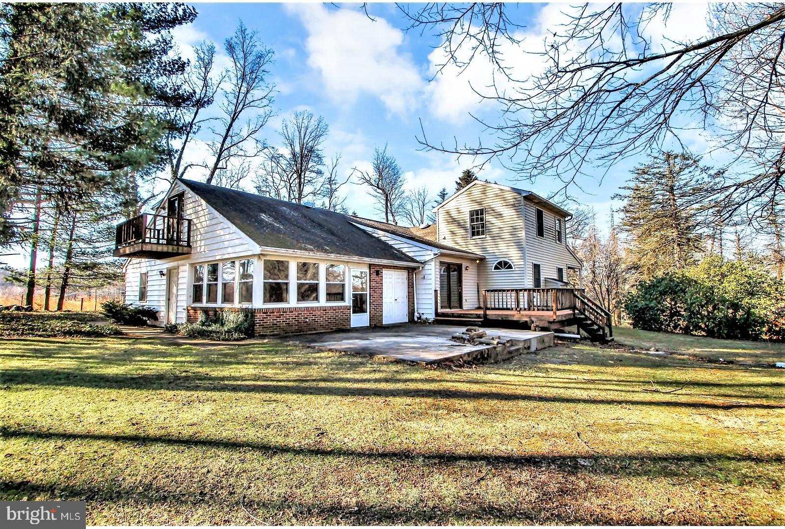 8226 Orchard Road Thomasville, PA 17364 - Photo 3 of 28 Gallery Image 3
