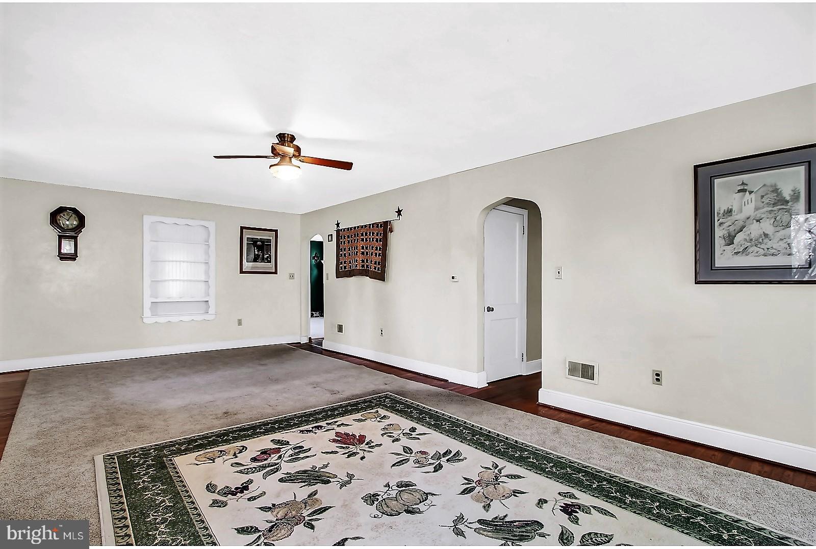 8226 Orchard Road Thomasville, PA 17364 - Photo 5 of 28 Gallery Image 5