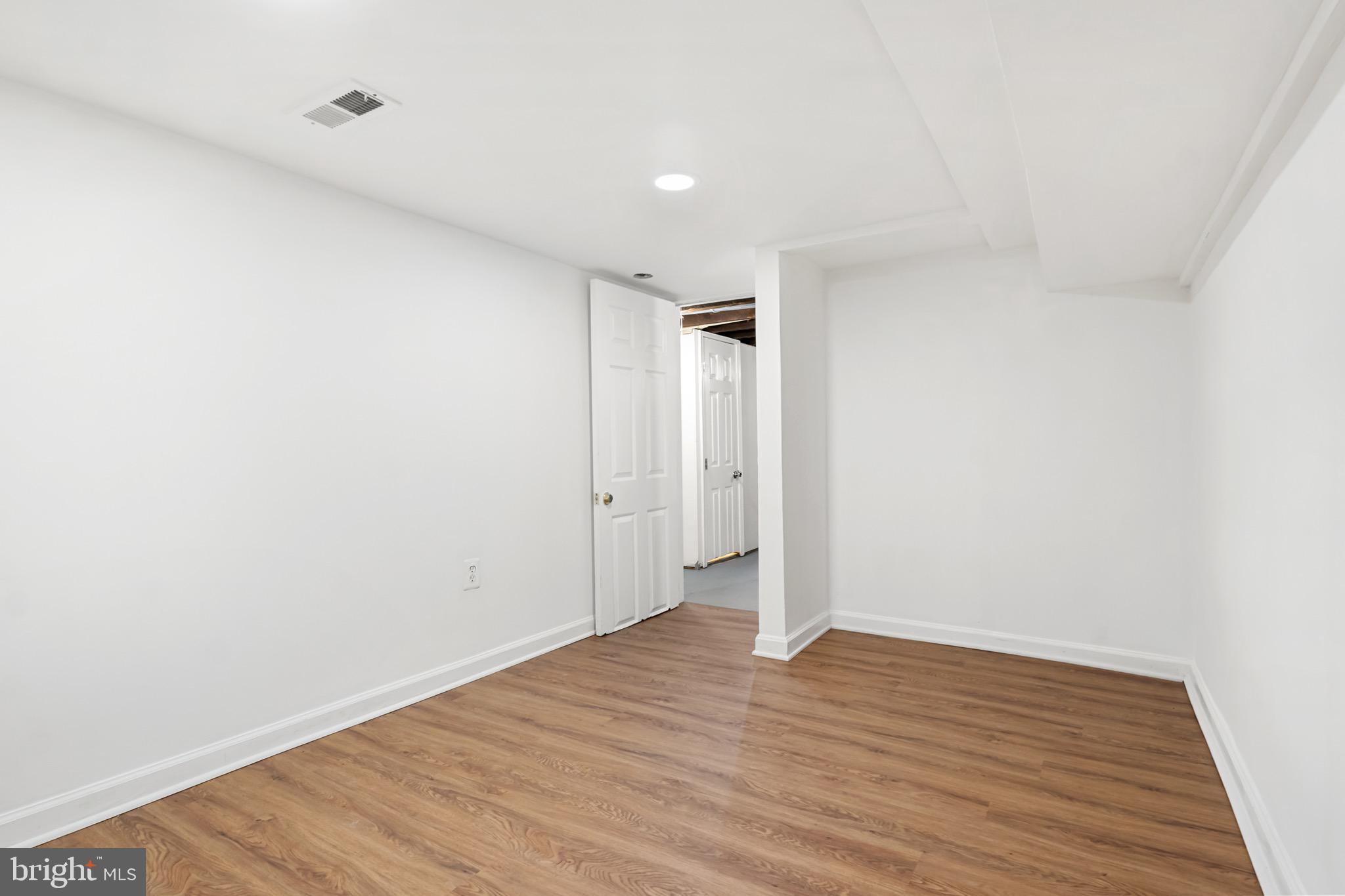 2233 Homewood Avenue Baltimore, MD 21218 - Photo 24 of 44