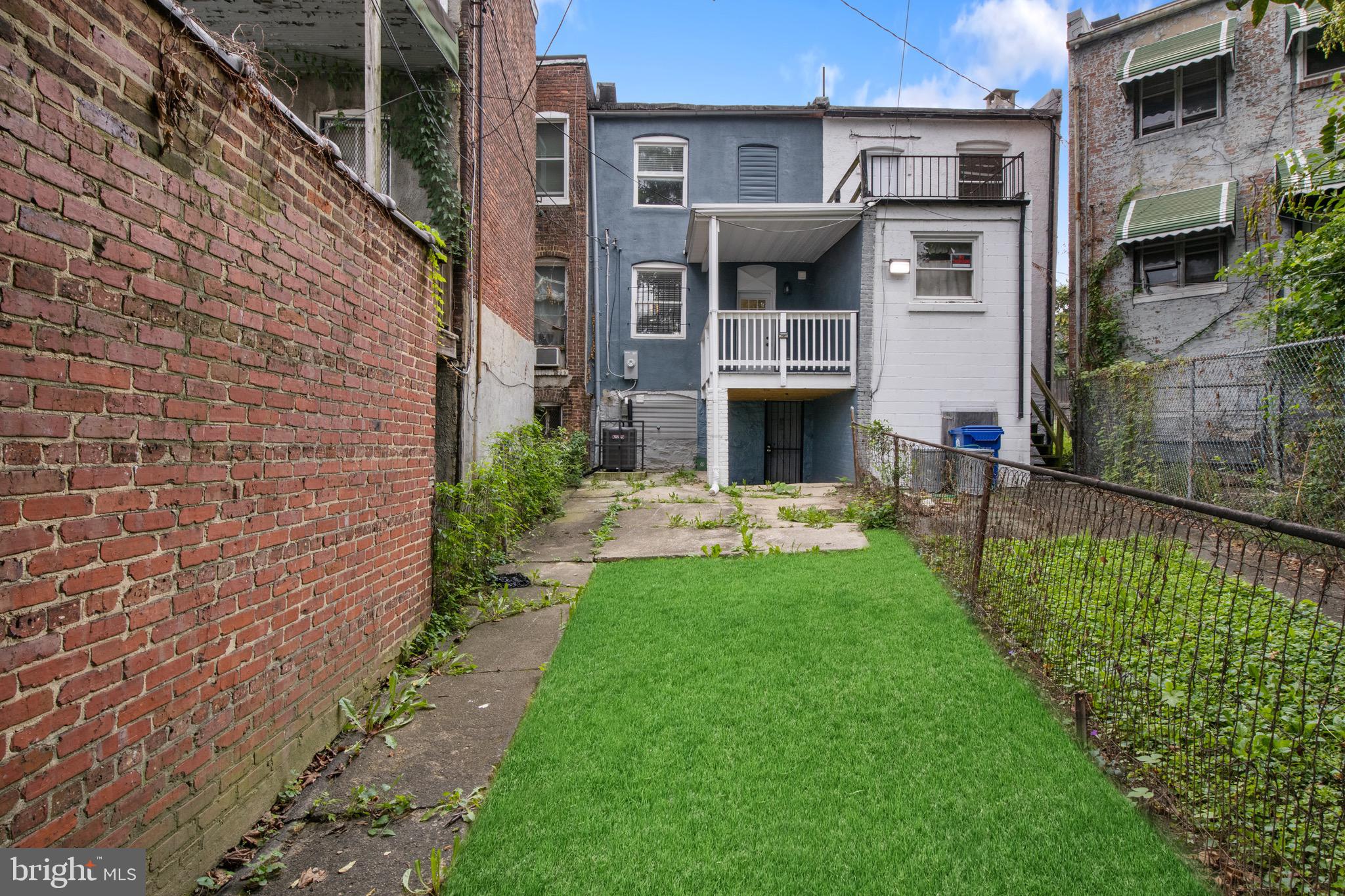 2233 Homewood Avenue Baltimore, MD 21218 - Photo 30 of 44