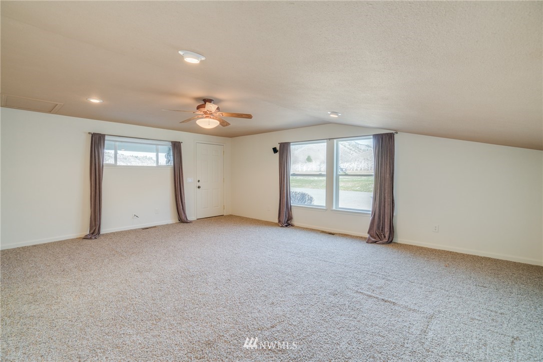 4930 Old Monitor Road Cashmere, WA 98815 - Photo 19 of 27 Gallery Image 19