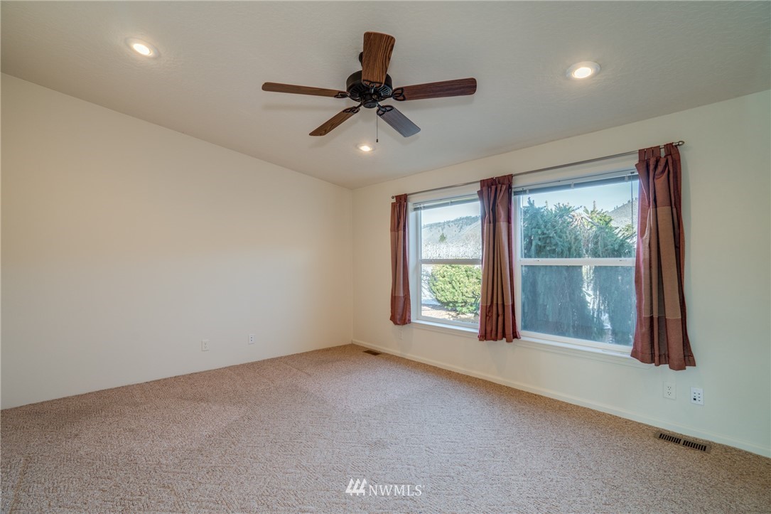 4930 Old Monitor Road Cashmere, WA 98815 - Photo 7 of 27 Gallery Image 7