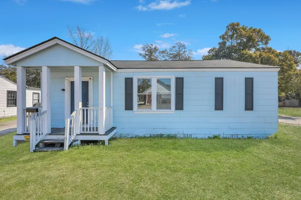$320,000 | 2125 Cosgrove Avenue, North Charleston, SC 29405
