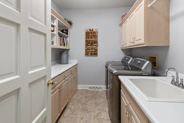 $699,500 | 12434 North Golf Drive, Mequon, WI 53092