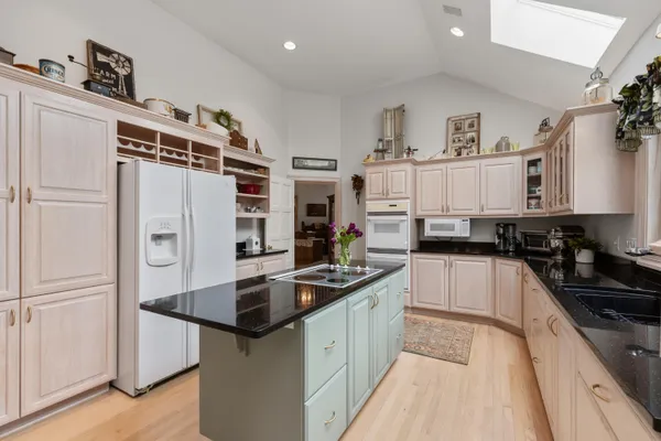 $699,500 | 12434 North Golf Drive, Mequon, WI 53092