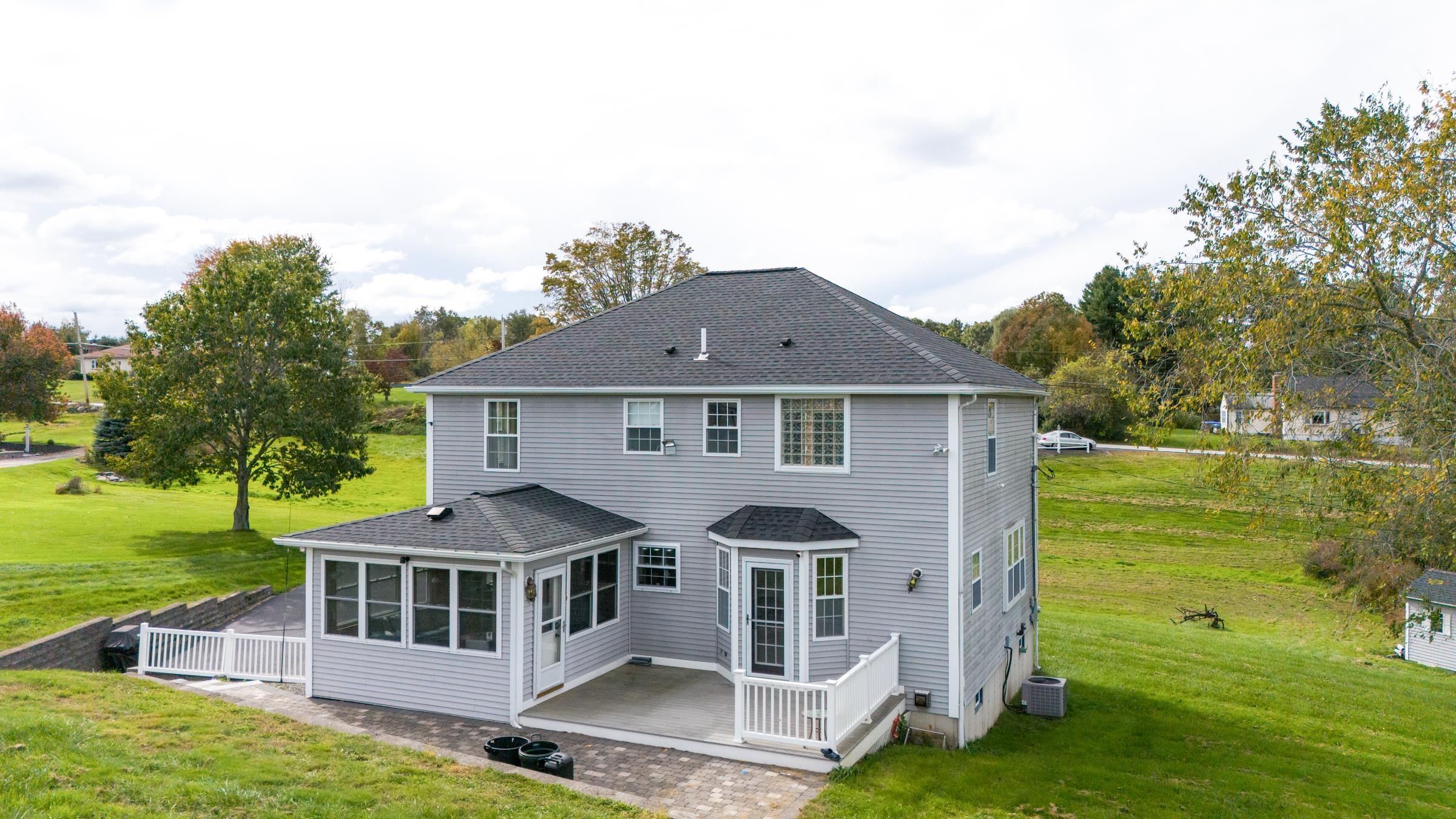 37 Currier Road Pelham, NH 03076 - Photo 19 of 37