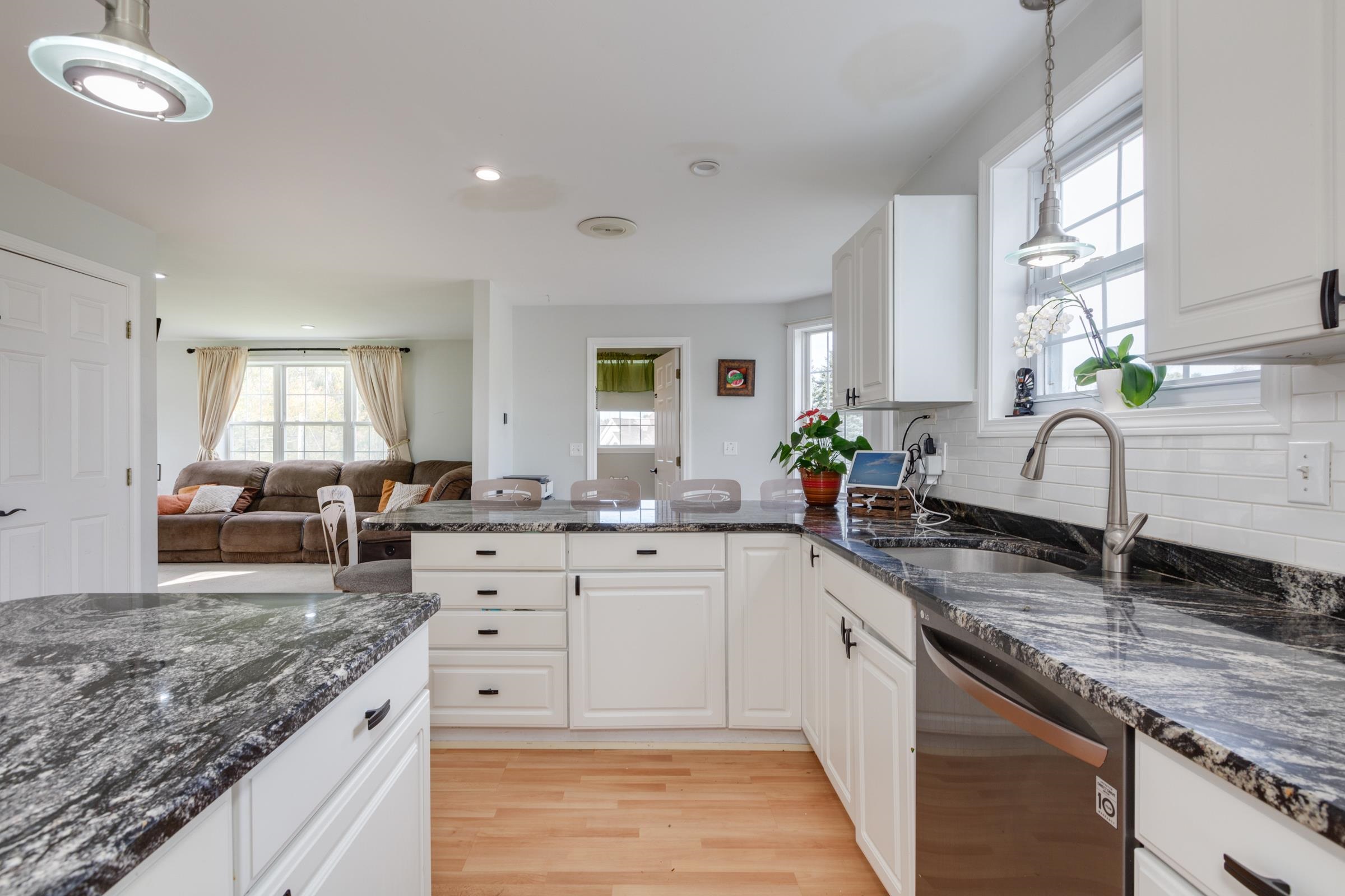 37 Currier Road Pelham, NH 03076 - Photo 37 of 37