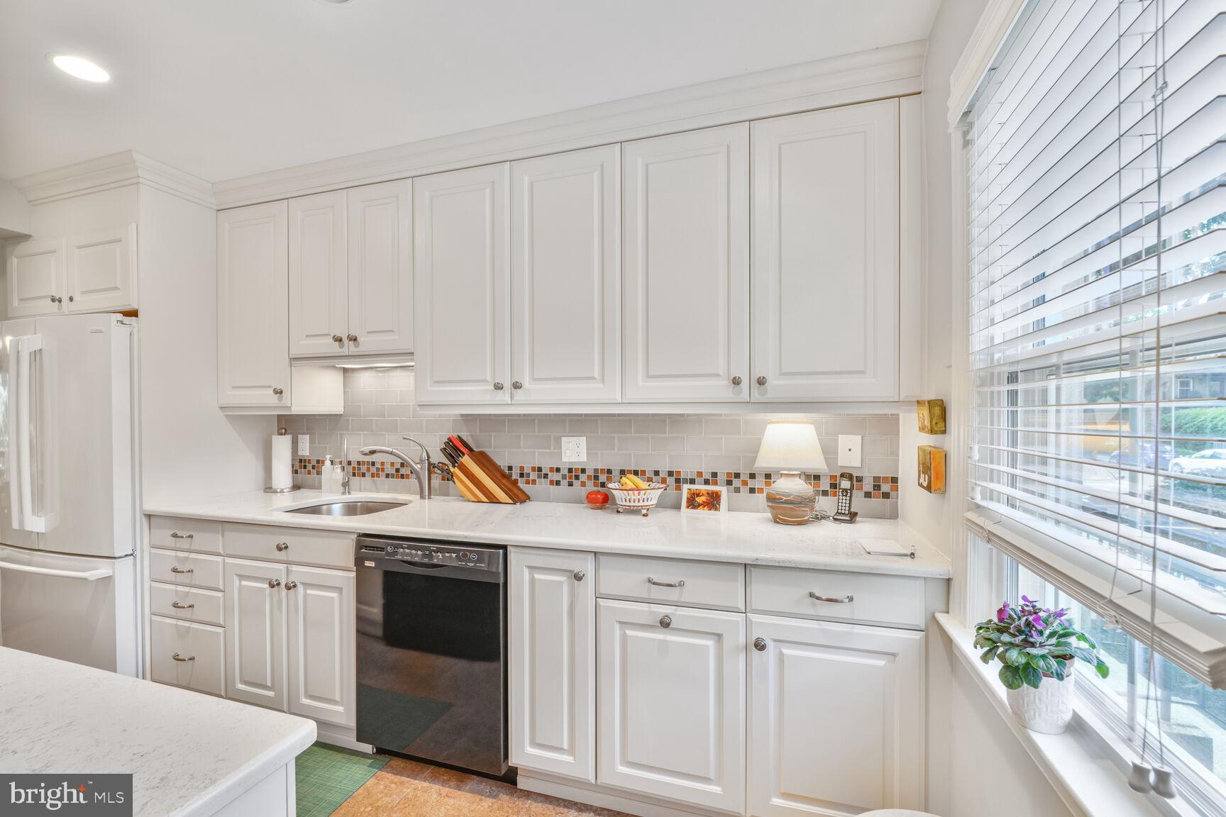 706 6th Street Southwest Washington, DC 20024 - Photo 9 of 29 Gallery Image 9