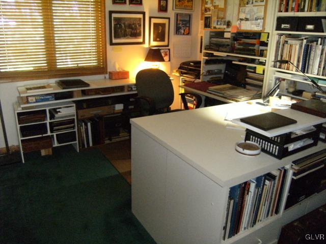 3563 Oak Ridge Drive Slatington, PA 18080 - Photo 26 of 31 Gallery Image 26