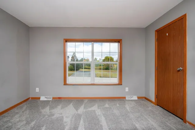 $289,000 | 16 Deer Creek Lane, St. Johnsbury, VT 05819