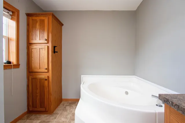 $289,000 | 16 Deer Creek Lane, St. Johnsbury, VT 05819