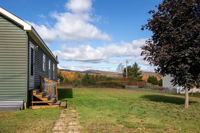 $289,000 | 16 Deer Creek Lane, St. Johnsbury, VT 05819