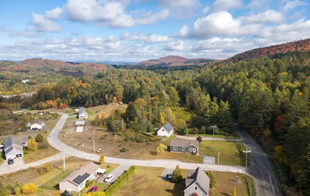 $289,000 | 16 Deer Creek Lane, St. Johnsbury, VT 05819