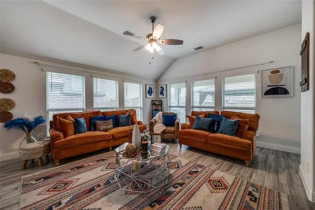 $455,000 | 1208 Starlight Avenue, Aubrey, TX 76227