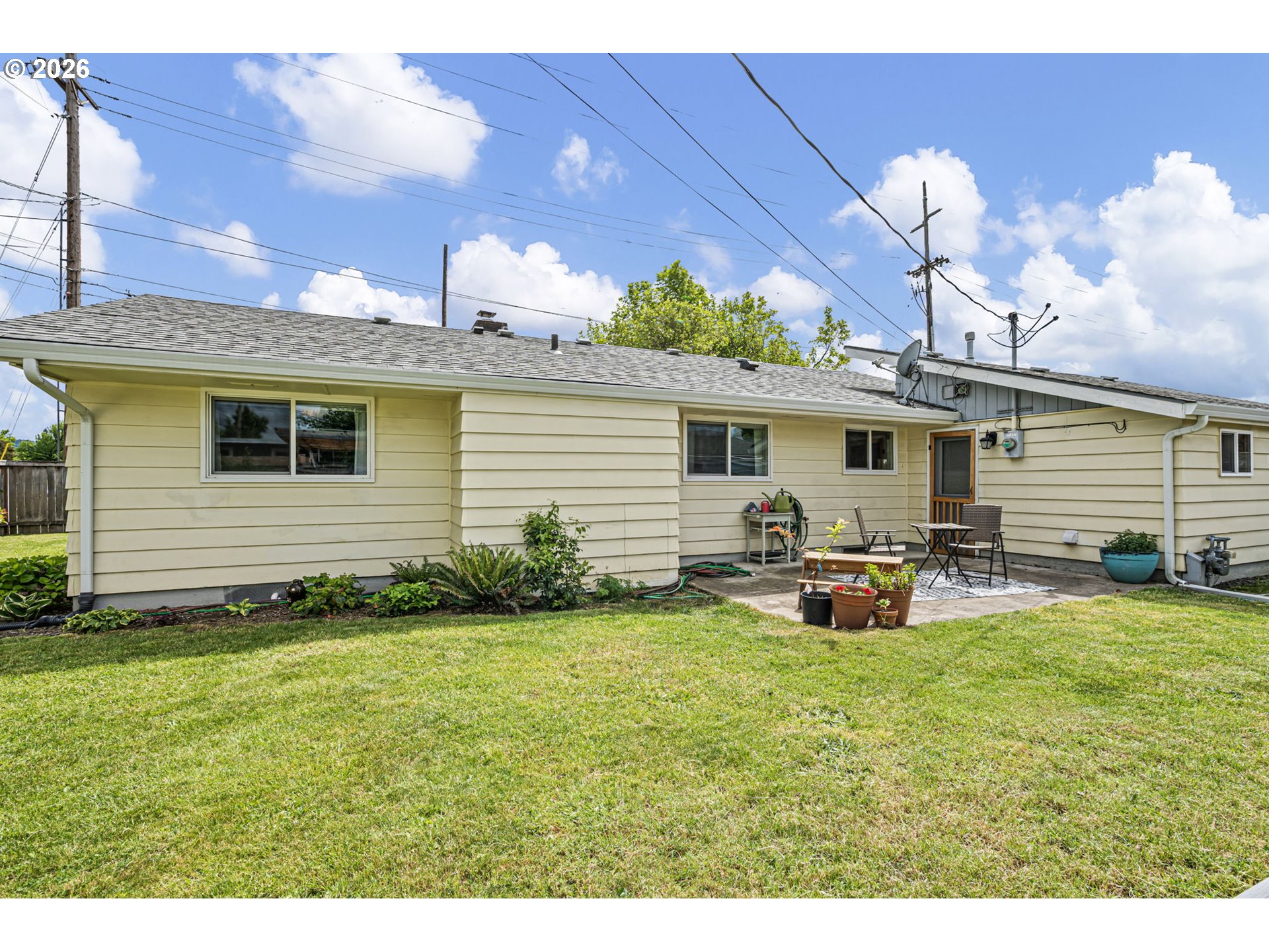 2895 Ferry Street Eugene, OR 97405 - Photo 31 of 36