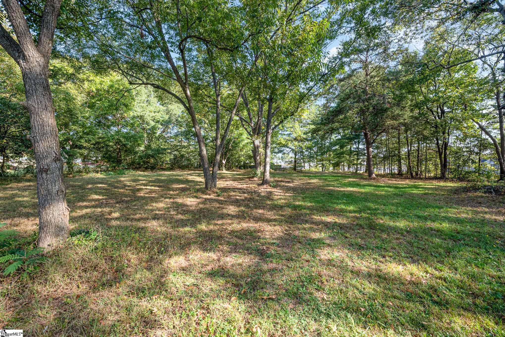 109 New Woodruff Road Greer, SC 29651 - Photo 5 of 9 Gallery Image 5