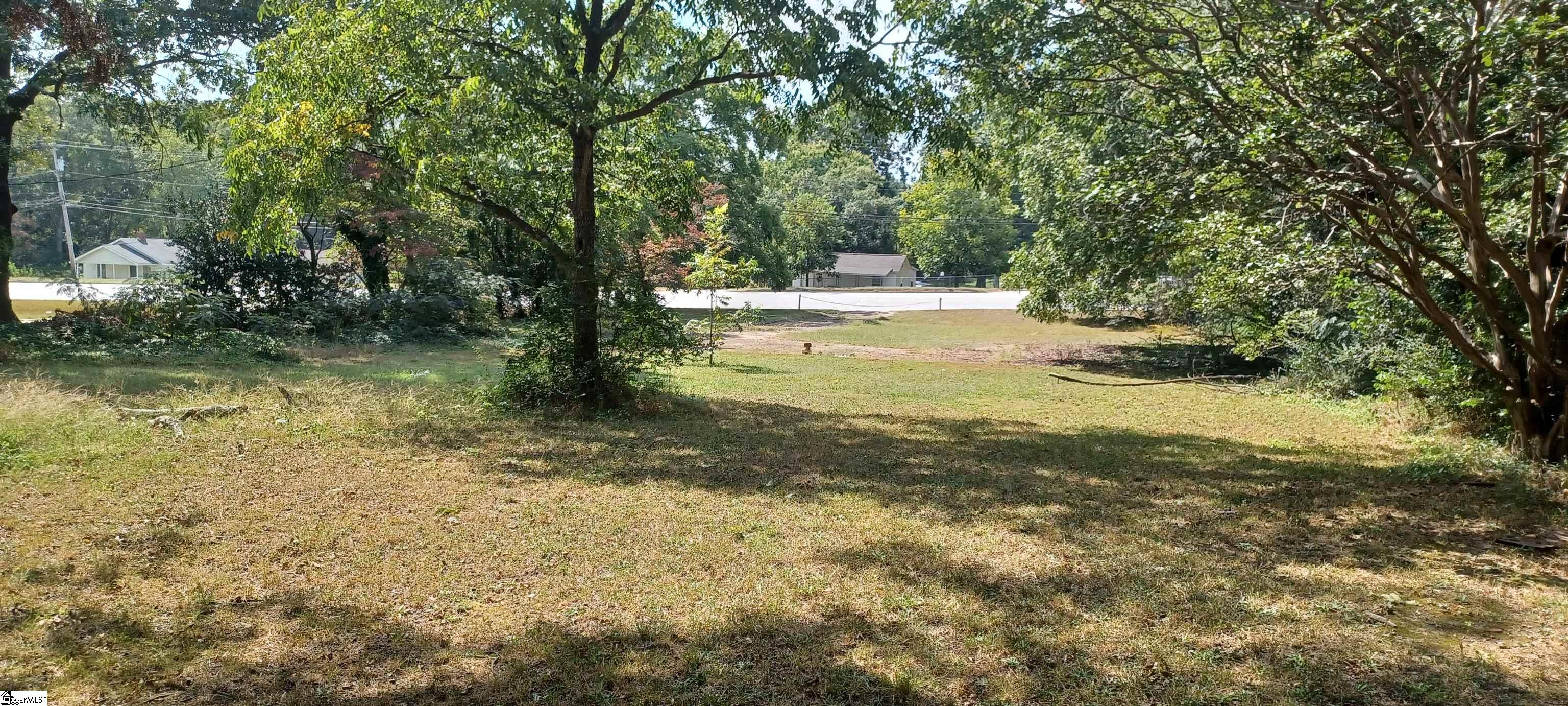 109 New Woodruff Road Greer, SC 29651 - Photo 6 of 9 Gallery Image 6
