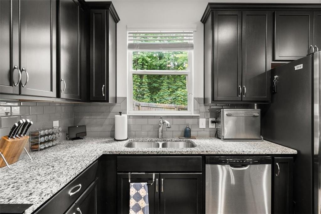 4316 Alden Park Drive Decatur, GA 30035 - Photo 11 of 30