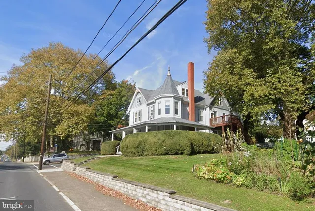 $1,475 | 2514 Market Street, Unit 4, Camp Hill, PA 17011