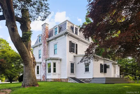 $1,750,000 | 66 Pound Ridge Road, Bedford, NY 10506