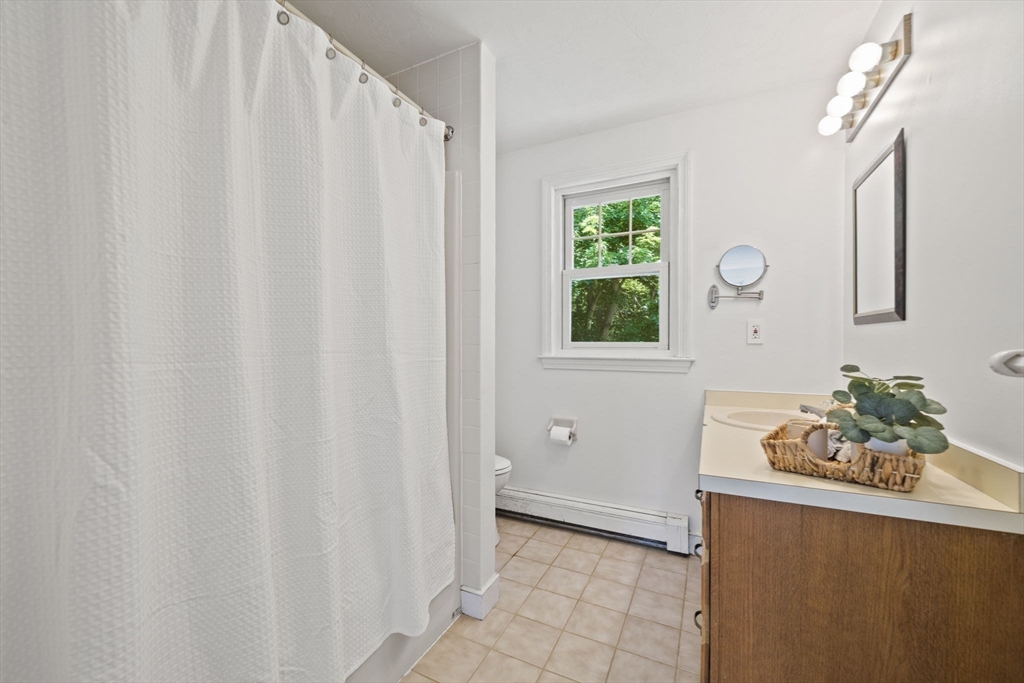 45 Tilden Lane Hanover, MA 02339 - Photo 21 of 34