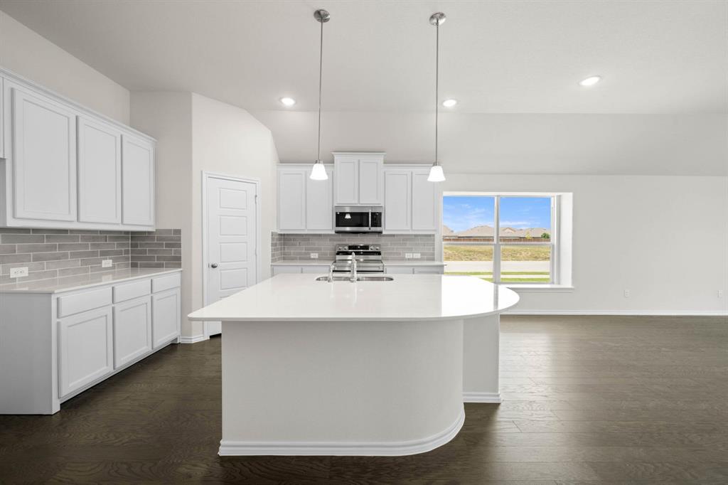 10301 Tapioca Street Fort Worth, TX 76036 - Photo 4 of 31