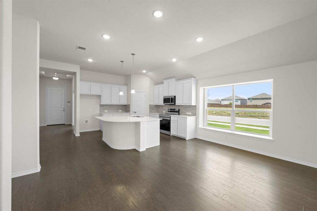 10301 Tapioca Street Fort Worth, TX 76036 - Photo 6 of 31