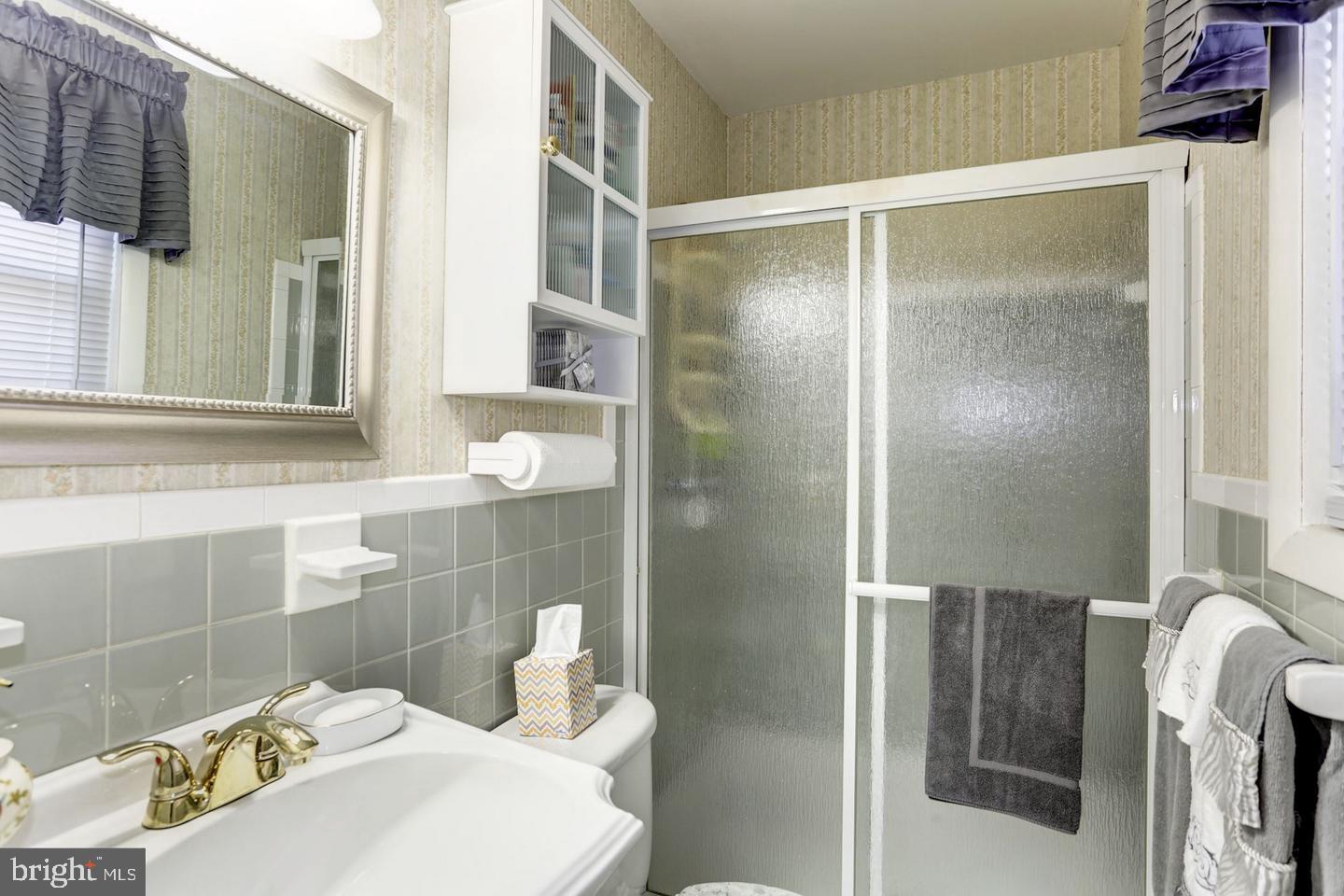 7102 Bock Road Fort Washington, MD 20744 - Photo 22 of 34 Master Bathroom