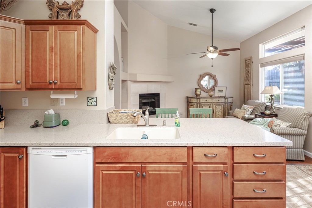 829 St Andrews Circle Paso Robles, CA 93446 - Photo 13 of 37