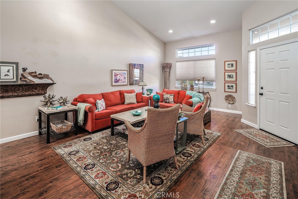 829 St Andrews Circle Paso Robles, CA 93446 - Photo 3 of 37