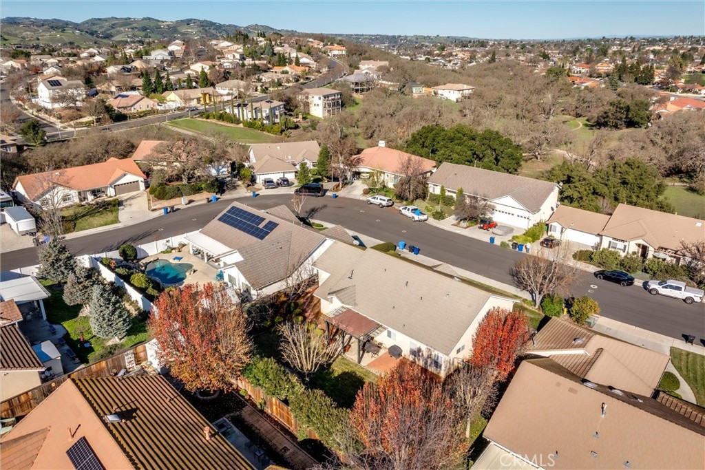 829 St Andrews Circle Paso Robles, CA 93446 - Photo 33 of 37