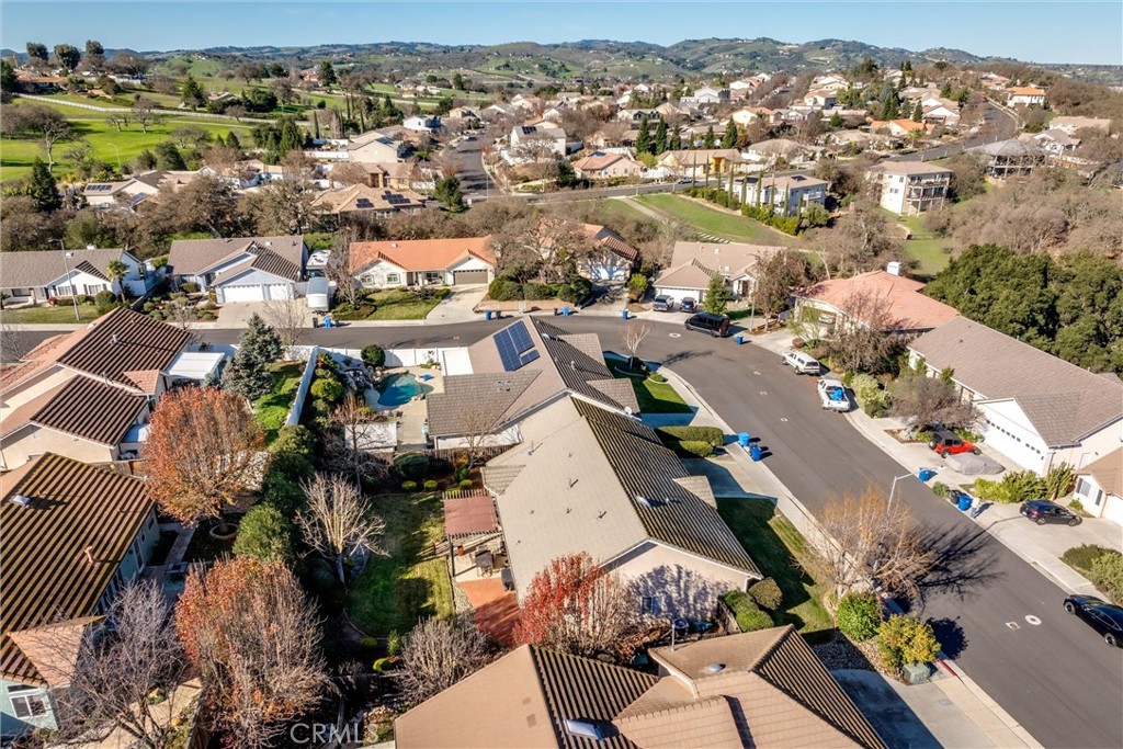 829 St Andrews Circle Paso Robles, CA 93446 - Photo 35 of 37