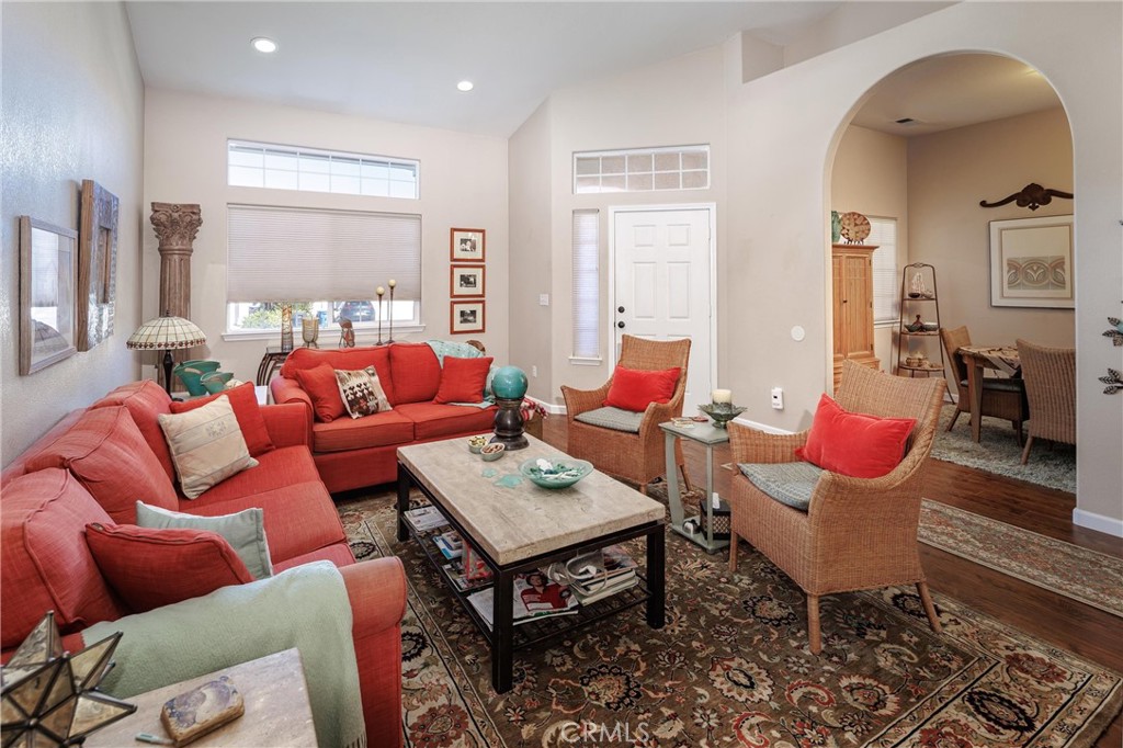 829 St Andrews Circle Paso Robles, CA 93446 - Photo 5 of 37