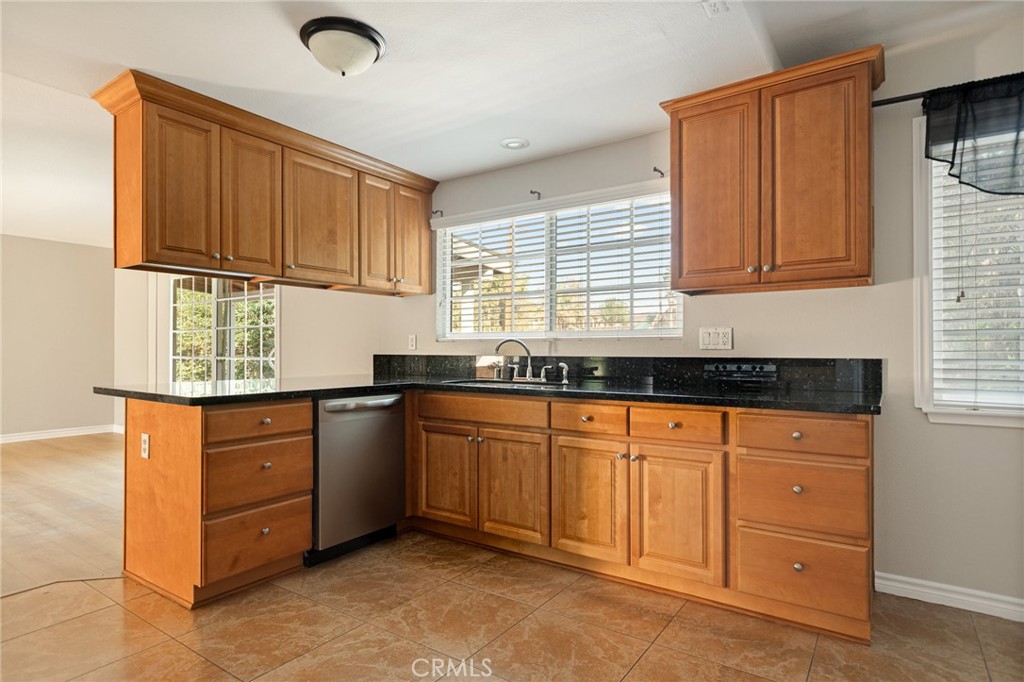 503 Camino Real Redlands, CA 92373 - Photo 12 of 33