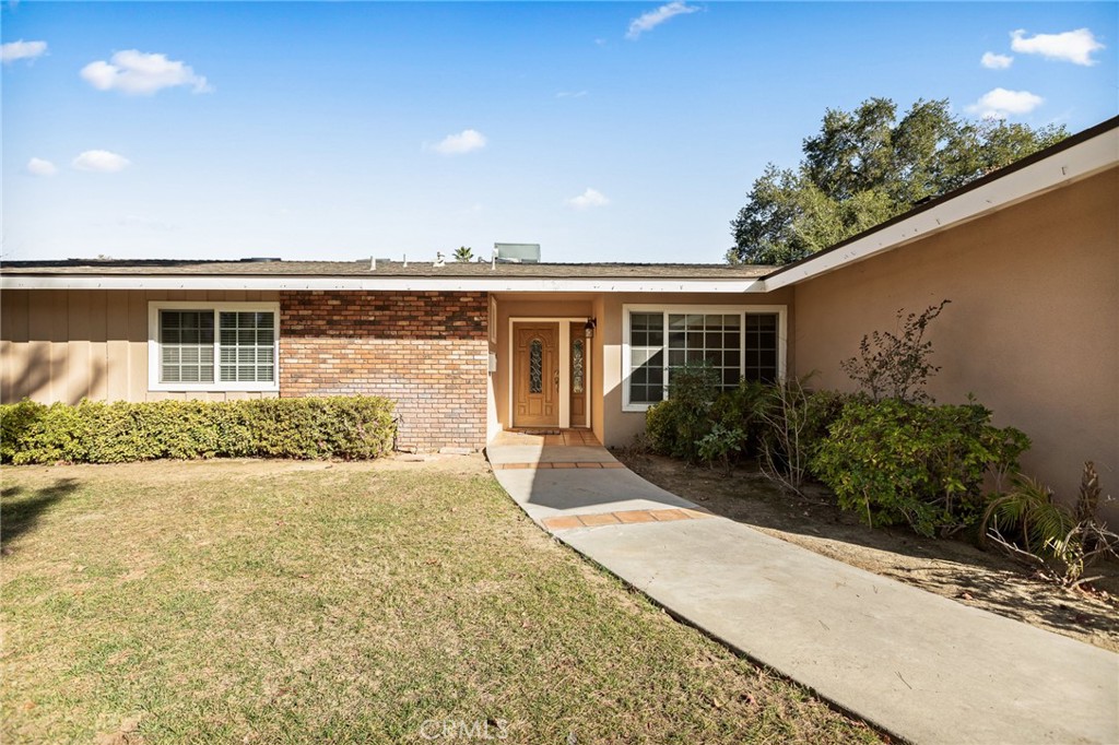 503 Camino Real Redlands, CA 92373 - Photo 3 of 33