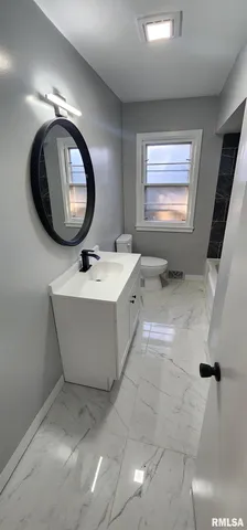 $189,900 | 175 East Jackson Street, Auburn, IL 62615