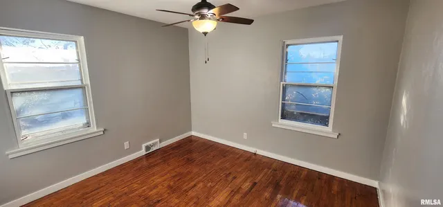 $189,900 | 175 East Jackson Street, Auburn, IL 62615