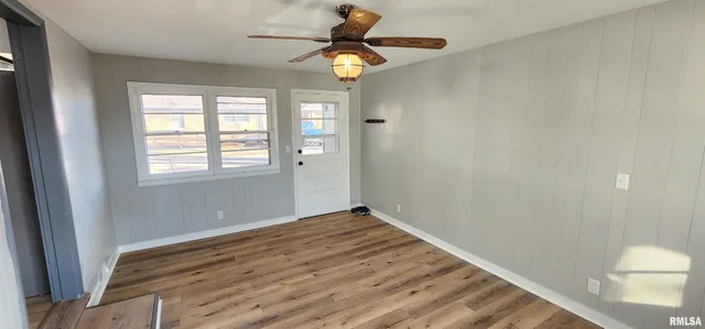 $189,900 | 175 East Jackson Street, Auburn, IL 62615