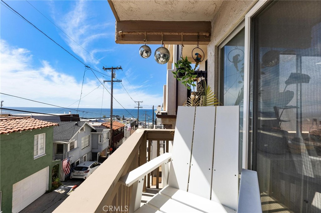 223 Shell Street Manhattan Beach, CA 90266 - Photo 3 of 39
