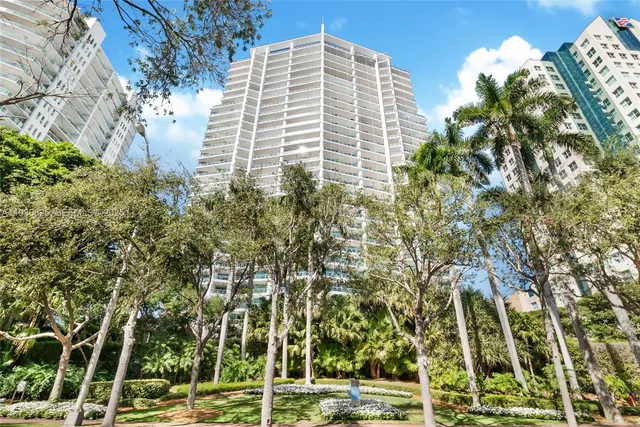 $17,500 | 2627 South Bayshore Drive, Unit 1602, Miami, FL 33133