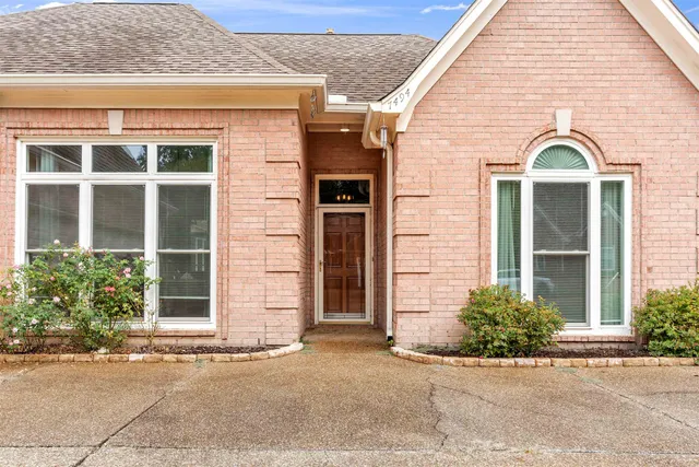 $335,000 | 7494 Links View Lane South, Cordova, TN 38018