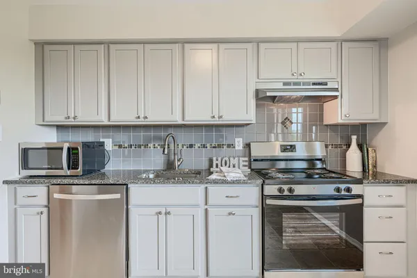$244,900 | 2 Summit Hill Court, Unit C3, Baltimore, MD 21228