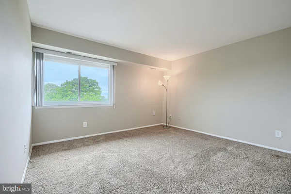 $244,900 | 2 Summit Hill Court, Unit C3, Baltimore, MD 21228