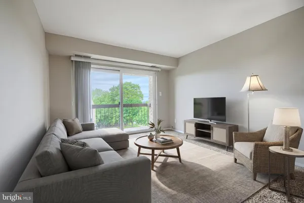 $244,900 | 2 Summit Hill Court, Unit C3, Baltimore, MD 21228