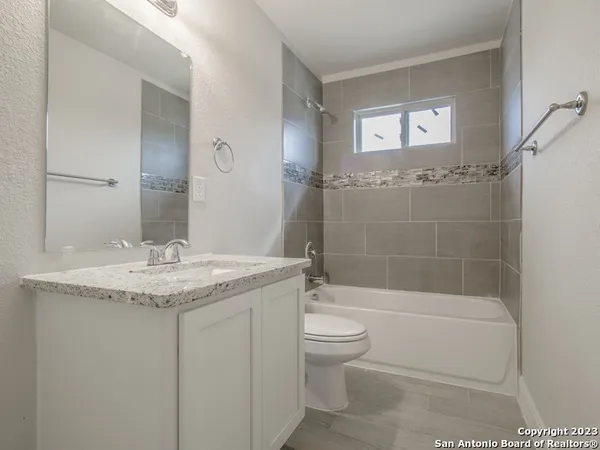 $1,650 | 7503 Savannah Brooks, San Antonio, TX 78233