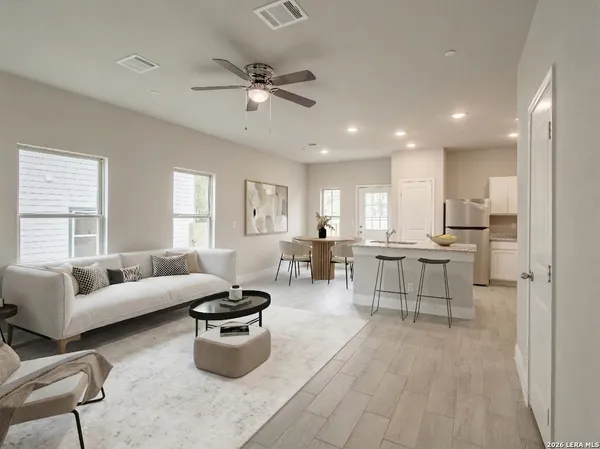 $1,650 | 7503 Savannah Brooks, San Antonio, TX 78233