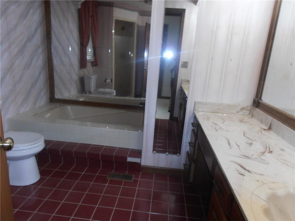 8001 Conarroe Road Indianapolis, IN 46278 - Photo 16 of 23 Gallery Image 16