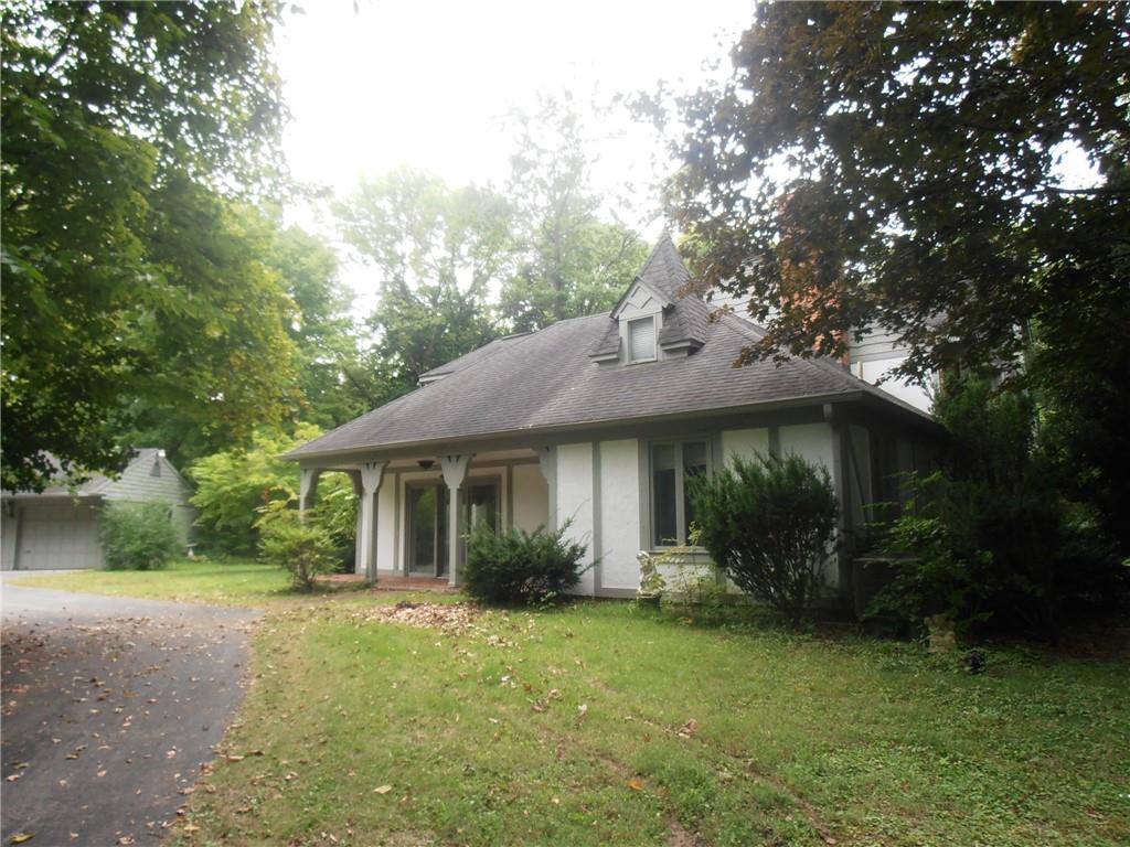 8001 Conarroe Road Indianapolis, IN 46278 - Photo 2 of 23 Gallery Image 2