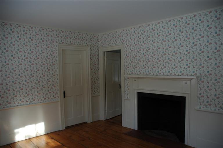 143 Shore Road Bourne, MA 02532 - Photo 23 of 35 a view of a livingroom with wooden floor